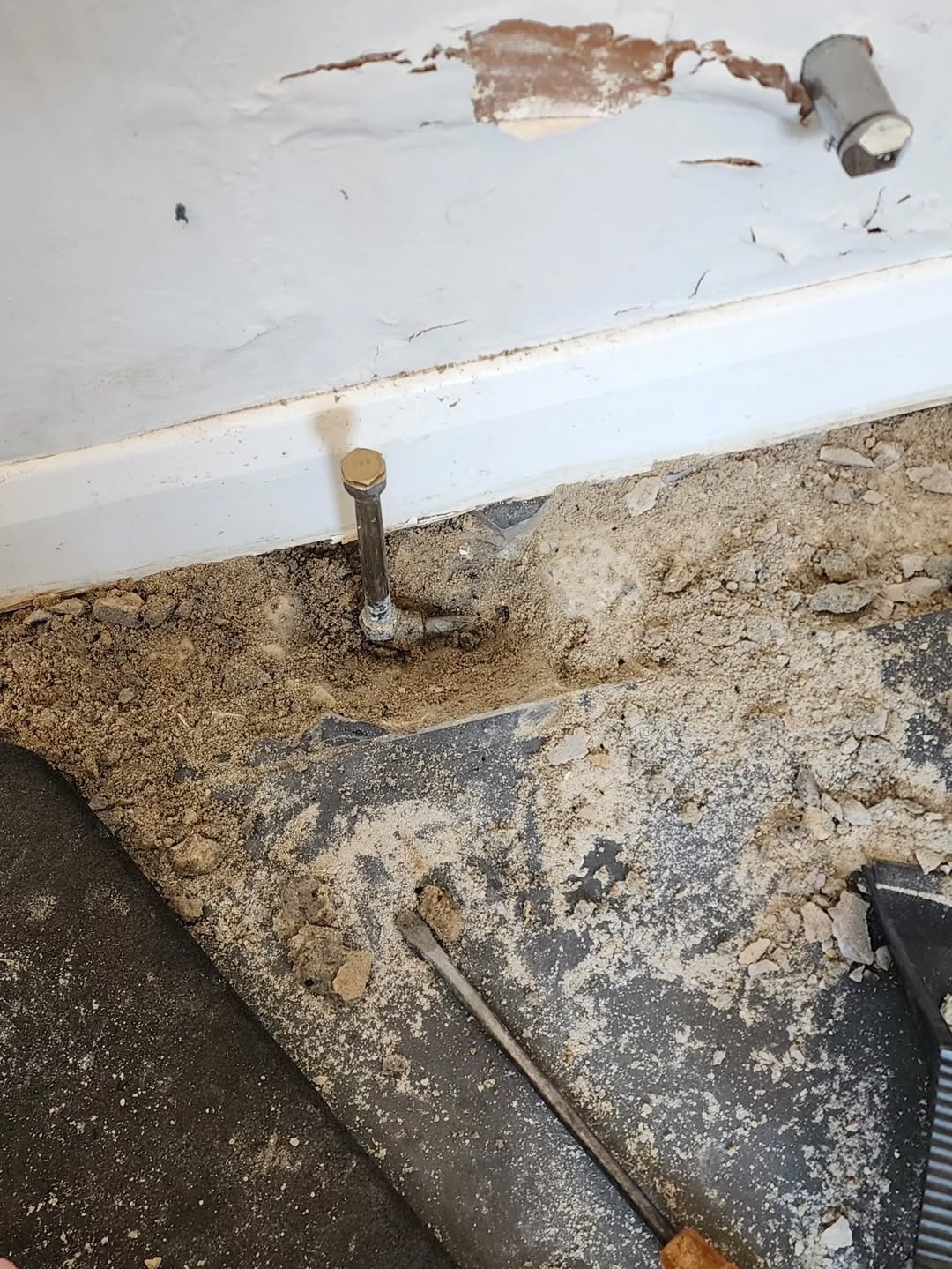 Dorking slow central heating leak gallery image 4