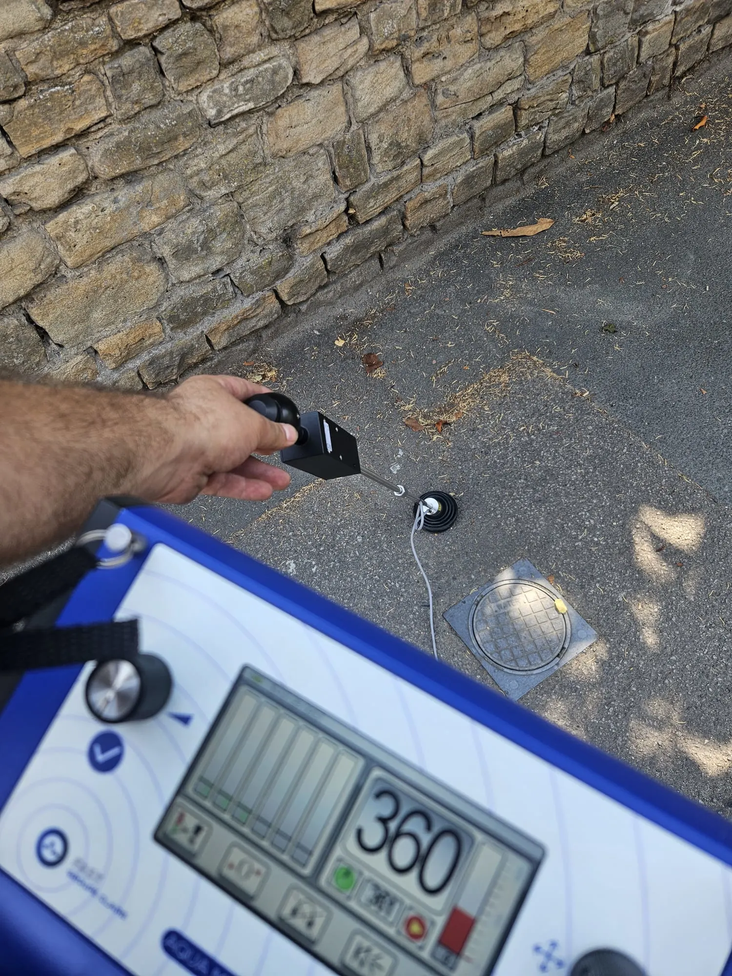 Acoustic detection equipment used near kerb-side meter during Guildford leak investigation